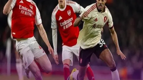 乒乓球亚洲杯淘汰赛第二阶段：激烈角逐进行时